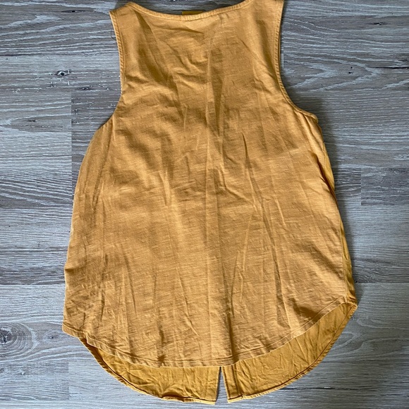 EUC • Universal Thread Tank - Picture 3 of 4